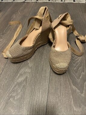 Zara Beige/Tan Espadrille Wedge Lace-Up Sandals
